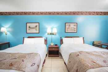 Texas Inn And Suites Citycenter At Utrgv Edinburg Extérieur photo